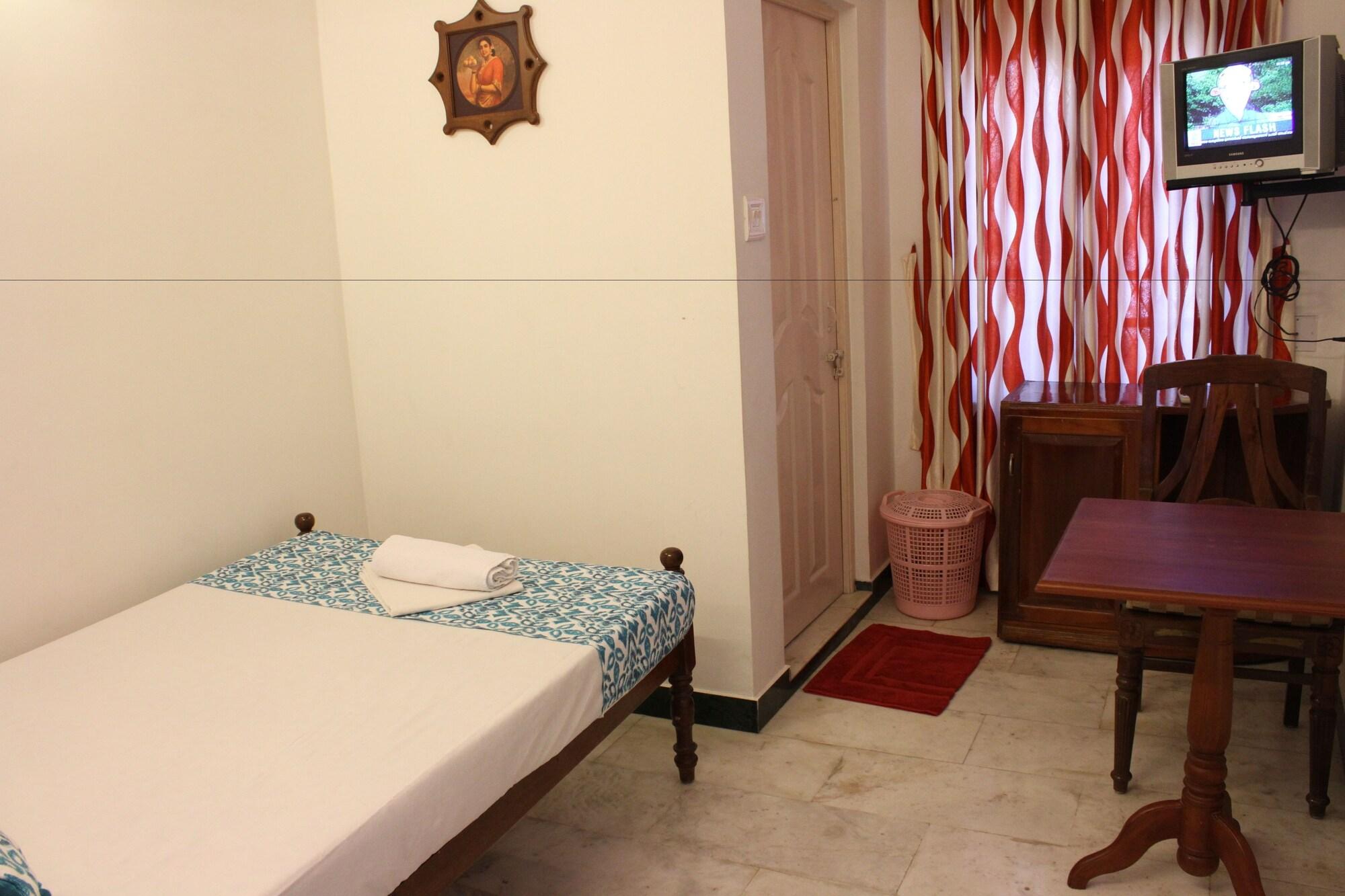 Hotel White Rose Kochi Buitenkant foto